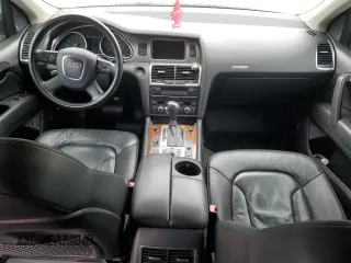 2007 Audi Q7 z VIN WA1AV74L77D022786, wystawiony jako Copart lot #62660225 z przebiegiem 107 993 mil mil oraz Szkoda całkowita • Salvage title. Historia ofert i sprzedaży dostępna na DreamBid. Obrazek 8.