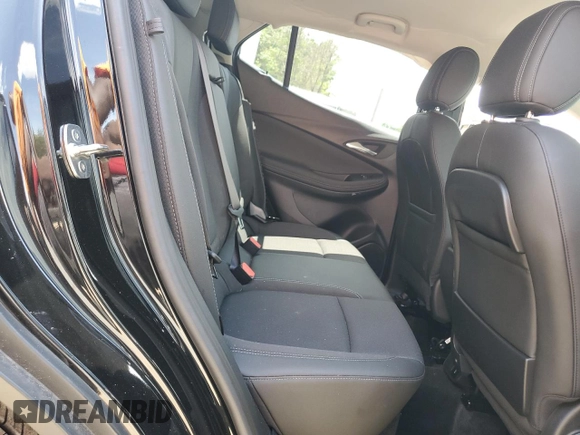 2024 Buick Encore GX Preferred z VIN KL4AMCSL2RB048368, wystawiony jako Copart lot #56552095 z przebiegiem Nie podano mil oraz Szkoda całkowita • Salvage title. Historia ofert i sprzedaży dostępna na DreamBid. Obrazek 11.