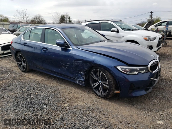 2021 BMW 3 Series 330i xDrive with VIN 3MW5R7J03M8B90260, listed as a Copart auction lot 52482935 with 31,373 mi miles and Salvage Title. Bid and sale history available at DreamBid. Image 4.