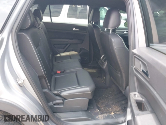 2020 Volkswagen Atlas SE with VIN 1V21E2CA4LC210687, listed as a IAAI auction lot 42382775 with 62,199 mi miles and . Bid and sale history available at DreamBid. Image 8.