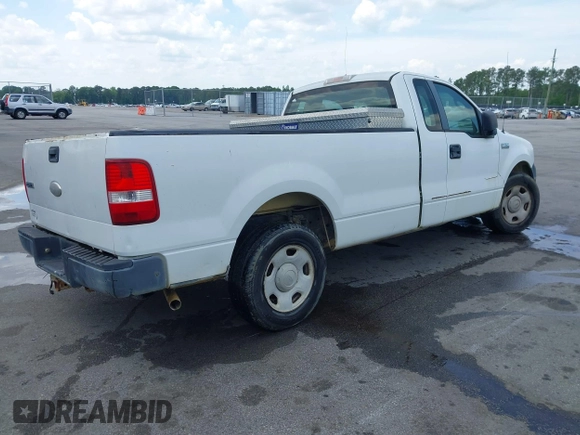 2007 Ford F-150 XL z VIN 1FTRF12W17NA26892, wystawiony jako IAAI lot #41011688 z przebiegiem 158 088 mil mil oraz . Historia ofert i sprzedaży dostępna na DreamBid. Obrazek 4.