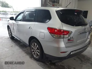 2014 Nissan Pathfinder S z VIN 5N1AR2MN2EC647156, wystawiony jako IAAI lot #42355519 z przebiegiem 120 421 mil mil oraz . Historia ofert i sprzedaży dostępna na DreamBid. Obrazek 3.