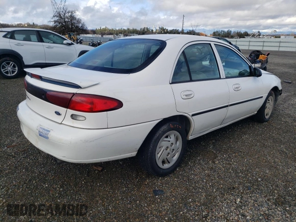 1998 Ford Escort LX z VIN 1FAFP10P1WW160215, wystawiony jako Copart lot #86325684 z przebiegiem 155 577 mil mil oraz Szkody całkowita. Historia ofert i sprzedaży dostępna na DreamBid. Obrazek 3.