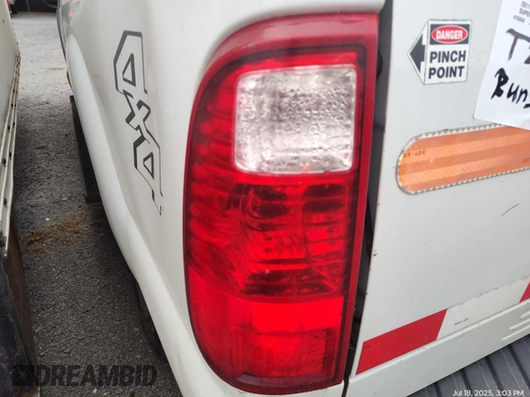 2011 Ford F-350 с VIN 1FT7X3B6XBEC03772, выставлен на аукционе IAAI как лот 42865380 с пробегом 271 369 миль миль и . История ставок и продаж доступна на DreamBid. Изображение 8.