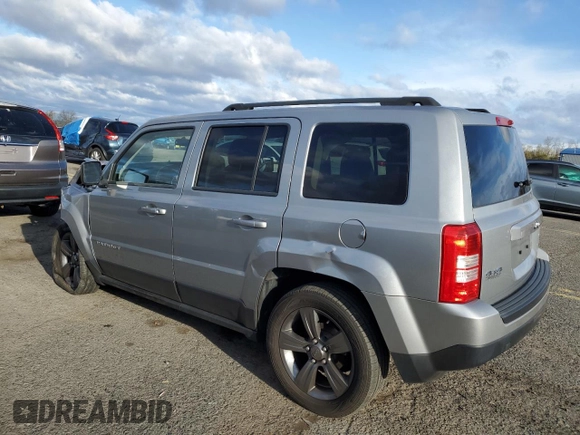 2015 Jeep Patriot High Altitude with VIN 1C4NJRFB2FD270543, listed as a Copart auction lot 53448165 with 141,048 mi miles and Salvage Title. Bid and sale history available at carsss.com. Image 2.