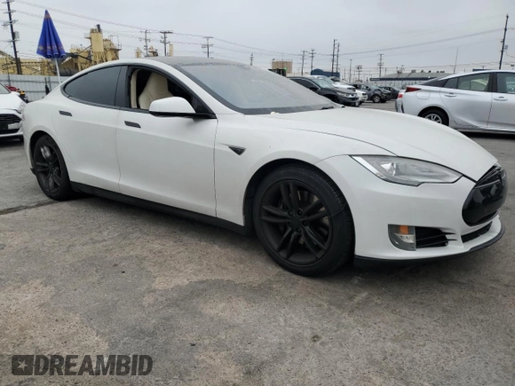 2013 Tesla Model S with VIN 5YJSA1DN4DFP13718, listed as a Copart auction lot 53118285 with Not Provided miles and Salvage Title. Bid and sale history available at carsss.com. Image 4.