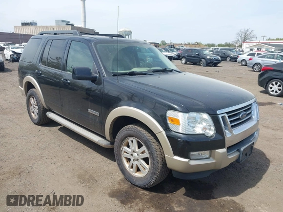 2008 Ford Explorer Eddie Bauer with VIN 1FMEU74E08UA43455, listed as a IAAI auction lot 42130280 with 98,199 mi miles. Bid and sale history available at carsss.com. Image 1.