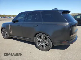 2023 Land Rover Range Rover SE z VIN SALKP9E75PA077913, wystawiony jako Copart lot #52419525 z przebiegiem 19 243 mil mil oraz Szkoda całkowita • Salvage title. Historia ofert i sprzedaży dostępna na DreamBid. Obrazek 2.