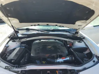 2015 Chevrolet Camaro LT z VIN 2G1FF3D30F9270741, wystawiony jako Copart lot #56735745 z przebiegiem 95 354 mil mil oraz Czysty tytuł • Clean title. Historia ofert i sprzedaży dostępna na DreamBid. Obrazek 11.