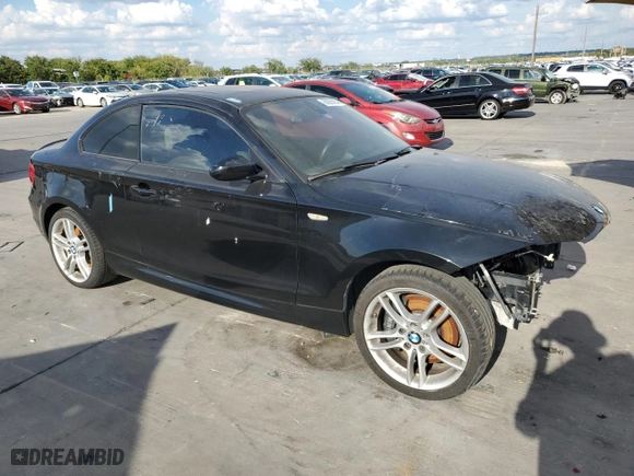 2009 BMW 1 Series 135i with VIN WBAUC73589VK80613, listed as a Copart auction lot 42224935 with 135,442 mi miles and Clean Title. Bid and sale history available at carsss.com. Image 4.