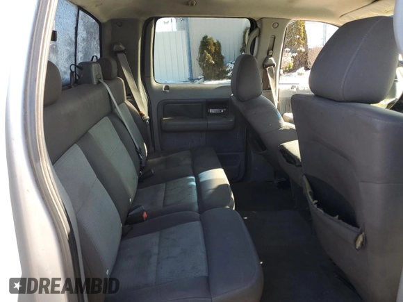 2004 Ford F-150 XLT with VIN 1FTPW14574KD11699, listed as a Copart auction lot 45284345 with 262,186 mi miles and Non Repairable. Bid and sale history available at carsss.com. Image 10.