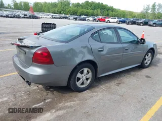2008 Pontiac Grand Prix z VIN 2G2WP552981114984, wystawiony jako IAAI lot #42351028 z przebiegiem 174 719 mil mil oraz . Historia ofert i sprzedaży dostępna na DreamBid. Obrazek 4.