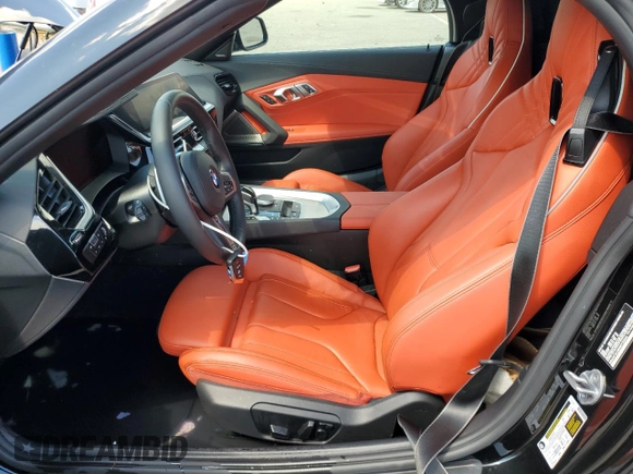 2024 BMW Z4 sDrive30i with VIN WBAHF3C09RWY35844, listed as a Copart auction lot 68285784 with 4,577 mi miles and Salvage Title. Bid and sale history available at carsss.com. Image 7.