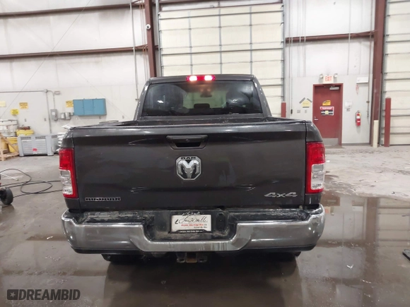 2020 Ram 2500 Big Horn with VIN 3C6UR5DJ8LG298134, listed as a IAAI auction lot 41705639 with 85,130 mi miles. Bid and sale history available at carsss.com. Image 16.
