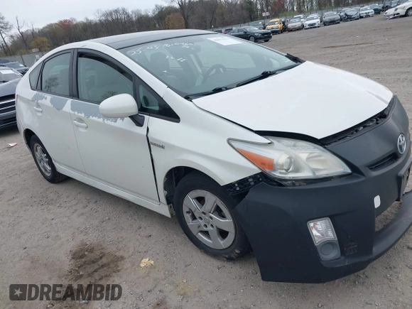 2010 Toyota Prius II with VIN JTDKN3DU7A0112031, listed as a IAAI auction lot 42013151 with 1 mi miles. Bid and sale history available at carsss.com. Image 1.
