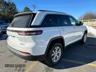 2023 Jeep Grand Cherokee Limited z VIN 1C4RJHBG4PC512012, wystawiony jako Copart lot #44384795 z przebiegiem 43 250 mil mil oraz Czysty tytuł • Clean title. Historia ofert i sprzedaży dostępna na DreamBid. Obrazek 3.