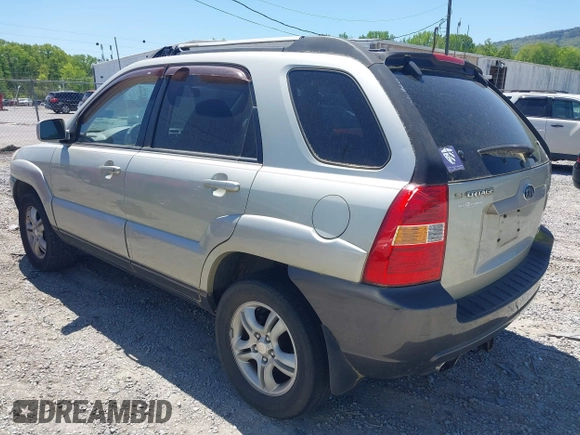 2005 Kia Sportage LX with VIN KNDJF723457060171, listed as a IAAI auction lot 42059269 with 189,461 mi miles and . Bid and sale history available at carsss.com. Image 3.