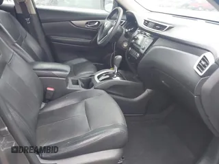 2015 Nissan Rogue SV with VIN KNMAT2MTXFP529743, listed as a IAAI auction lot 41883304 with 135,272 mi miles and . Bid and sale history available at DreamBid. Image 5.