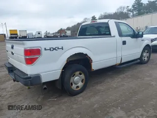 2009 Ford F-150 XL z VIN 1FTRF14W29KB57895, wystawiony jako IAAI lot #41901281 z przebiegiem 233 792 mil mil oraz . Historia ofert i sprzedaży dostępna na DreamBid. Obrazek 4.