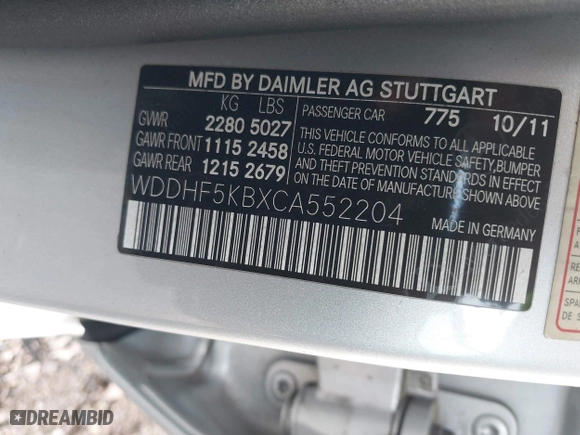 2012 Mercedes-Benz E-Class E 350 Luxury with VIN WDDHF5KBXCA552204, listed as a IAAI auction lot 41768078 with 233,767 mi miles. Bid and sale history available at carsss.com. Image 9.