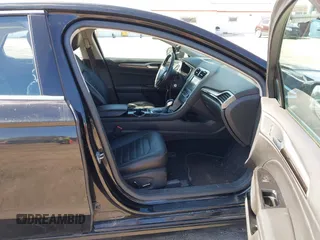 2014 Ford Fusion SE with VIN 1FA6P0HDXE5370384, listed as a IAAI auction lot 41973412 with 147,459 mi miles and . Bid and sale history available at DreamBid. Image 5.