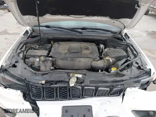 2019 Jeep Grand Cherokee Trailhawk with VIN 1C4RJFLG0KC837817, listed as a IAAI auction lot 41754787 with 86,235 mi miles. Bid and sale history available at carsss.com. Image 10.