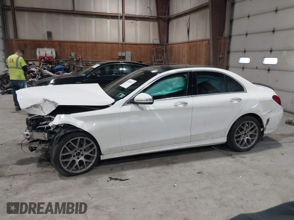 2015 Mercedes-Benz C-Class C 400 with VIN 55SWF6GB7FU035307, listed as a IAAI auction lot 41546482 with 165,945 mi miles. Bid and sale history available at carsss.com. Image 14.