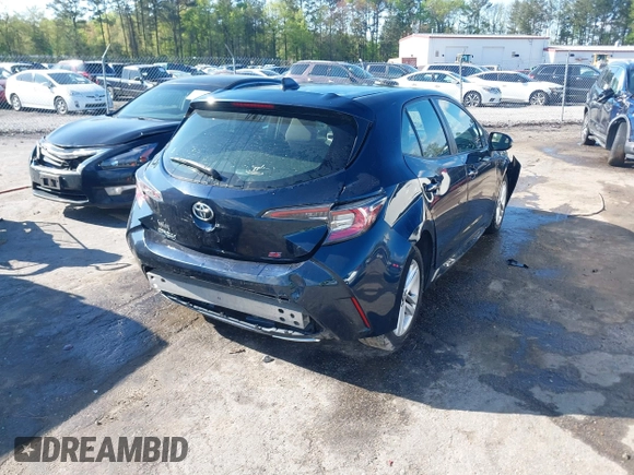 2019 Toyota Corolla Hatchback SE with VIN JTNK4RBE1K3024766, listed as a IAAI auction lot 42037121 with 121,595 mi miles. Bid and sale history available at carsss.com. Image 4.