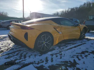 2024 Lotus Emira First Edition z VIN SCCLEKAX2RHB11154, wystawiony jako Copart lot #86479894 z przebiegiem 4634 mil mil oraz Szkody całkowita. Historia ofert i sprzedaży dostępna na DreamBid. Obrazek 3.