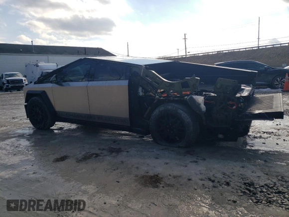 2024 Tesla Cybertruck with VIN 7G2CEHED6RA006192, listed as a Copart auction lot 45924985 with 12,050 mi miles and Salvage Title. Bid and sale history available at carsss.com. Image 2.