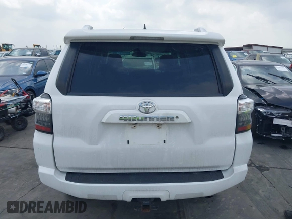 2016 Toyota 4Runner Limited with VIN JTEBU5JR1G5387870, listed as a IAAI auction lot 41944390 with 145,876 mi miles and . Bid and sale history available at DreamBid. Image 16.