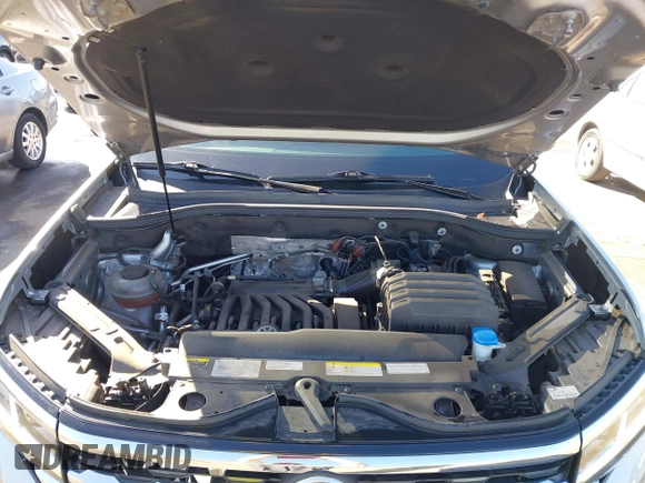 2021 Volkswagen Atlas SEL with VIN 1V2BR2CA9MC595044, listed as a IAAI auction lot 41507412 with 49,170 mi miles and . Bid and sale history available at DreamBid. Image 10.