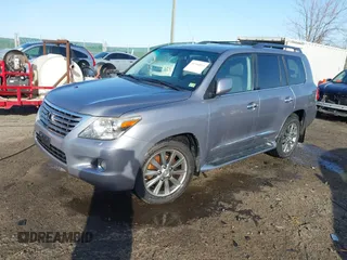 2009 Lexus LX 570 with VIN JTJHY00W894019219, listed as a IAAI auction lot 41744811 with Not Provided miles and . Bid and sale history available at carsss.com. Image 17.