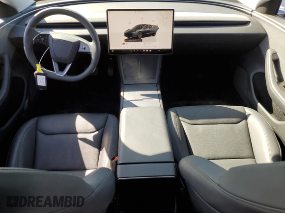 2024 Tesla Model 3 z VIN 5YJ3E1EA1RF736188, wystawiony jako Copart lot #57891625 z przebiegiem 9128 mil mil oraz Szkody całkowita. Historia ofert i sprzedaży dostępna na DreamBid. Obrazek 8.
