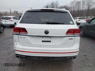 2021 Volkswagen Atlas SEL Premium R-Line с VIN 1V2FR2CA3MC556872, выставлен на аукционе IAAI как лот 40863850 с пробегом 53 126 миль миль и . История ставок и продаж доступна на DreamBid. Изображение 17.