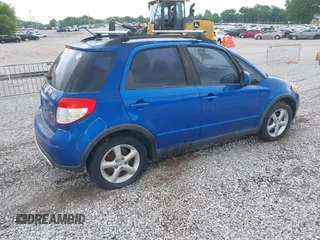2007 Suzuki SX4 z VIN JS2YB413775101116, wystawiony jako IAAI lot #42352788 z przebiegiem Nie podano mil oraz . Historia ofert i sprzedaży dostępna na DreamBid. Obrazek 4.
