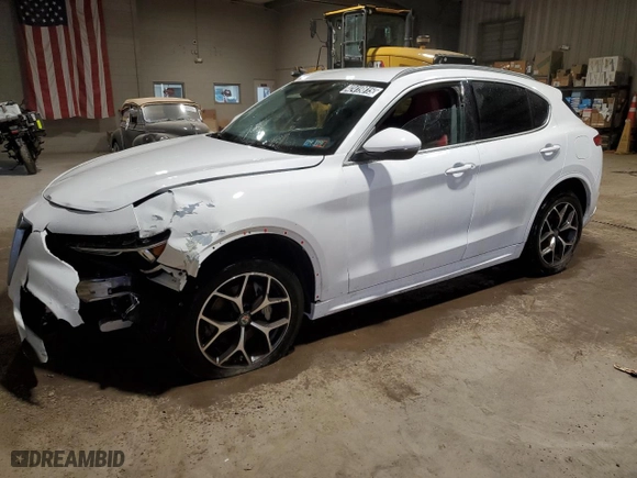 2020 Alfa Romeo Stelvio Ti with VIN ZASPAKBN5L7C94837, listed as a Copart auction lot 42419815 with 41,197 mi miles and Clean Title. Bid and sale history available at carsss.com. Image 1.