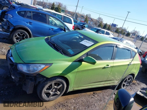2013 Hyundai Accent GS z VIN KMHCT5AE9DU072191, wystawiony jako IAAI lot #41802024 z przebiegiem 52 491 mil mil oraz . Historia ofert i sprzedaży dostępna na DreamBid. Obrazek 15.