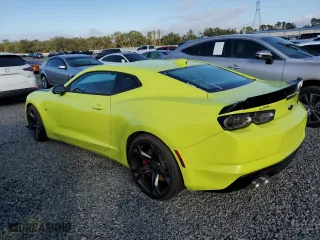 2021 Chevrolet Camaro 2SS with VIN 1G1FH1R77M0125648, listed as a Copart auction lot 85612204 with 19,513 mi miles and Salvage Title. Bid and sale history available at carsss.com. Image 2.