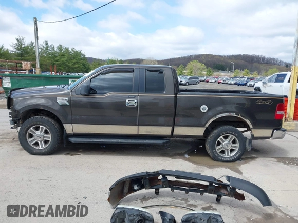 2006 Ford F-150 XLT with VIN 1FTPX14506NB16011, listed as a IAAI auction lot 41970983 with 211,235 mi miles. Bid and sale history available at carsss.com. Image 15.