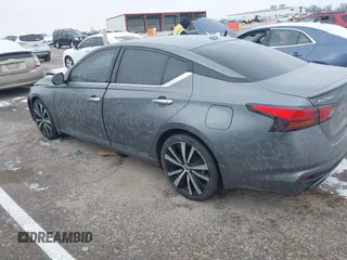 2020 Nissan Altima Platinum with VIN 1N4BL4FV9LC133178, listed as a IAAI auction lot 40982992 with 59,852 mi miles and . Bid and sale history available at carsss.com. Image 3.