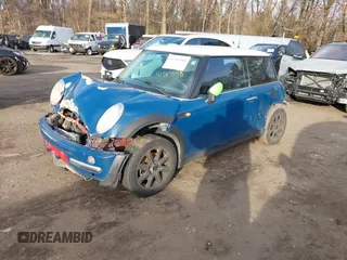 2002 MINI Hardtop with VIN WMWRC33412TC34549, listed as a IAAI auction lot 41585558 with 181,059 mi miles and . Bid and sale history available at DreamBid. Image 2.