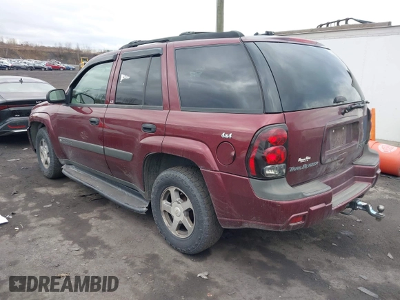 2004 Chevrolet TrailBlazer LS with VIN 1GNDT13S342381887, listed as a IAAI auction lot 42045636 with 103,780 mi miles and . Bid and sale history available at DreamBid. Image 3.