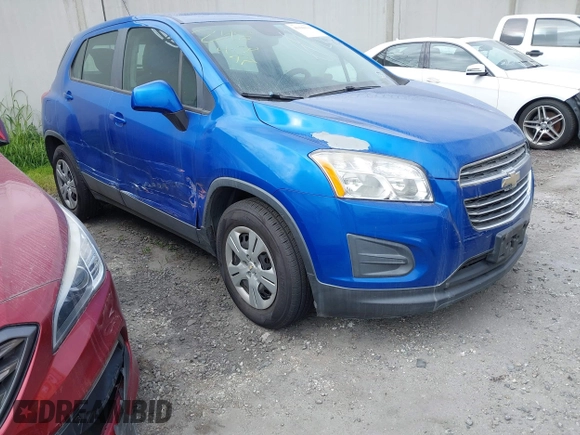 2015 Chevrolet Trax LS with VIN KL7CJKSB9FB197233, listed as a IAAI auction lot 41198111 with 54,889 mi miles. Bid and sale history available at carsss.com. Image 1.