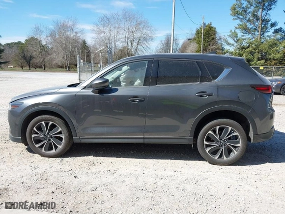2022 Mazda CX-5 2.5 S Premium Package with VIN JM3KFBDMXN1626499, listed as a IAAI auction lot 41700800 with NaN miles. Bid and sale history available at carsss.com. Image 14.