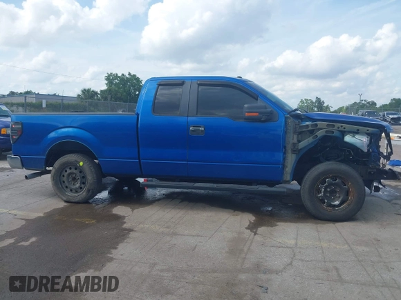 2011 Ford F-150 XL with VIN 1FTEX1CM2BFC56193, listed as a IAAI auction lot 41978870 with 155,808 mi miles. Bid and sale history available at carsss.com. Image 12.
