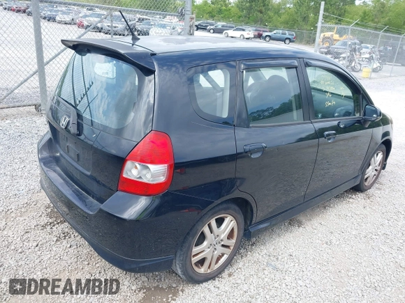 2007 Honda Fit Sport with VIN JHMGD37627S051981, listed as a IAAI auction lot 42081339 with 243,703 mi miles and . Bid and sale history available at DreamBid. Image 4.