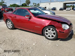 2002 Mercedes-Benz SLK-Class 2.3L Kompressor with VIN WDBKK49F32F243947, listed as a Copart auction lot 68308554 with 60,116 mi miles and Salvage Title. Bid and sale history available at carsss.com. Image 4.