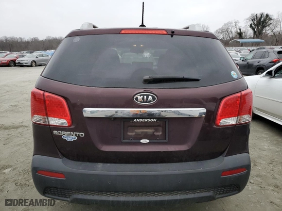 2013 Kia Sorento LX with VIN 5XYKT3A60DG370000, listed as a Copart auction lot 43350675 with 160,857 mi miles and Salvage Title. Bid and sale history available at carsss.com. Image 6.