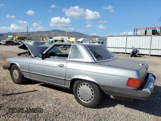 1988 Mercedes-Benz 560 with VIN WDBBA48D8JA077522, listed as a Copart auction lot 71857094 with 40,257 mi miles and Clean Title. Bid and sale history available at carsss.com. Image 2.